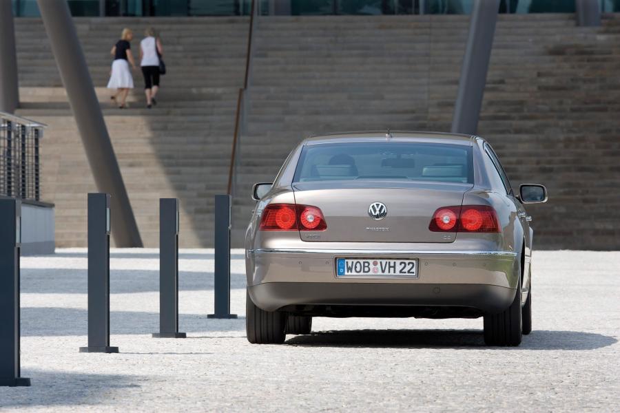  Volkswagen Phaeton 2003 года  (фото 15 из 82)